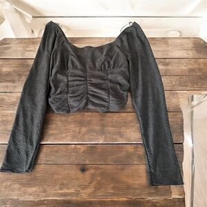 URBAN Romantics Gray Ruched Long Sleeve Crop Top, Size S